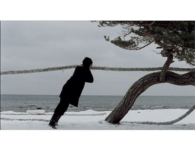 Rosa Barba. <em>Outwardly from Earth's Center</em> (Still), 2007. 16-mm film transferred to digital; 22 minutes. © Rosa Barba. Courtesy the artist. Outwardly from Earth's Center